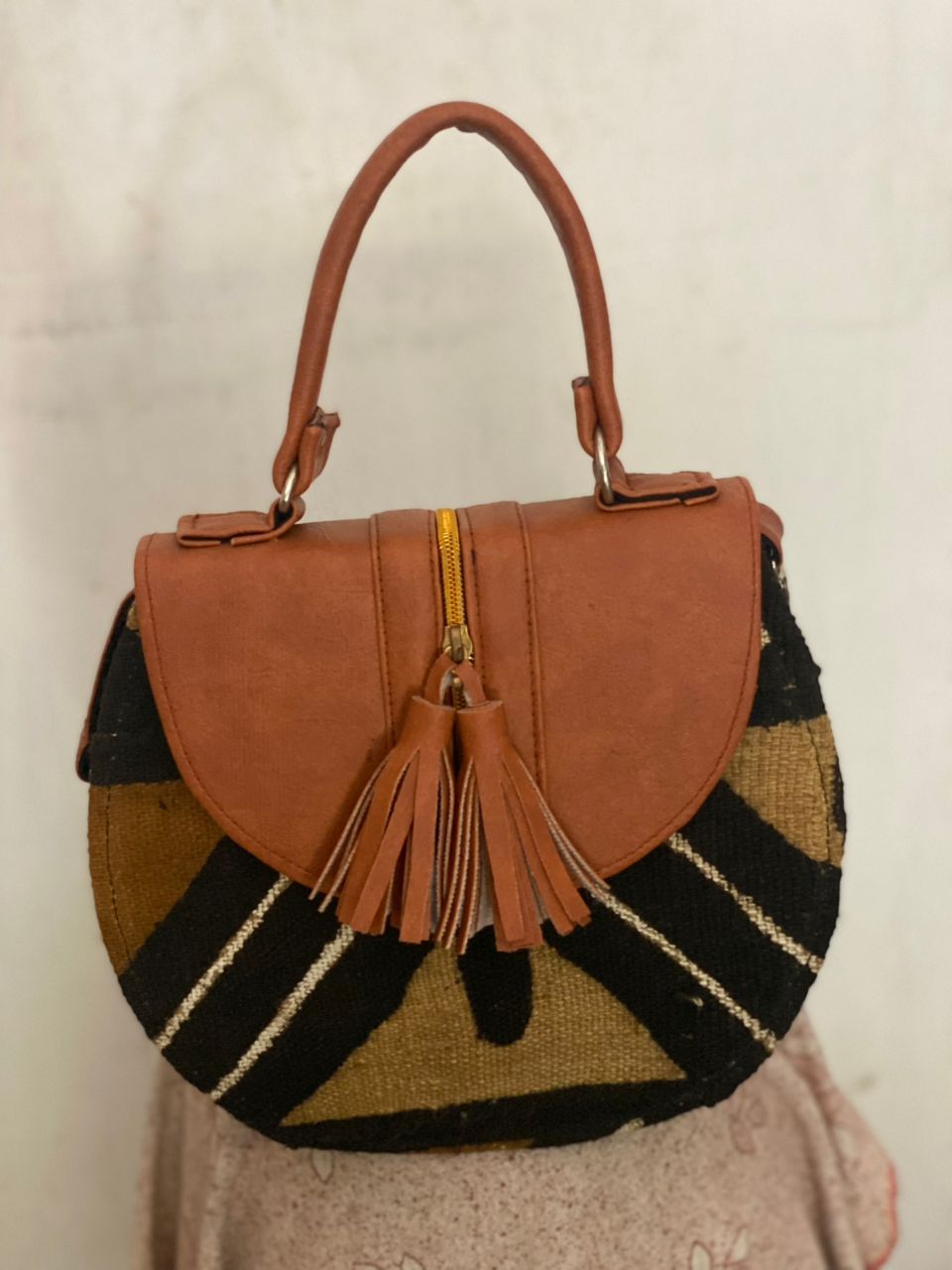 Leather Patchwork - Round Saddle