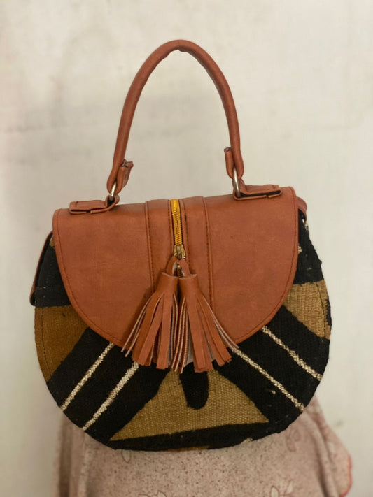 Leather Patchwork - Round Saddle